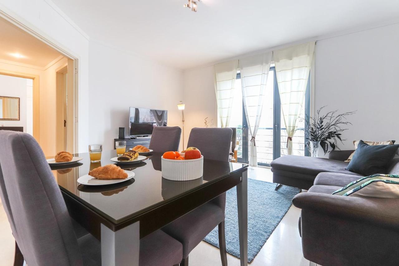 Vita Portucale ! Modern Apartment With Garage Lisbona Esterno foto